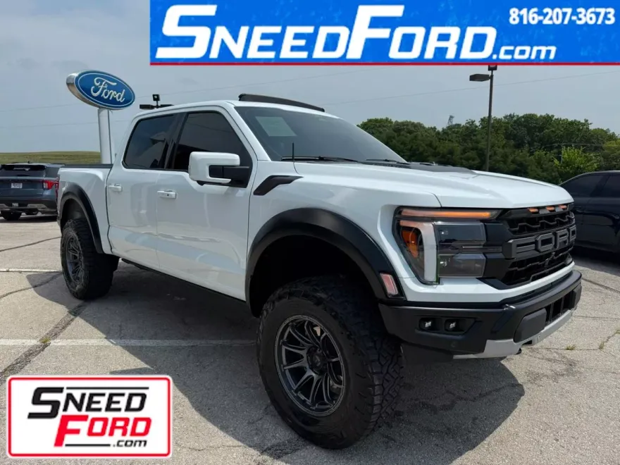 2024 Ford F-150 Raptor photo 1