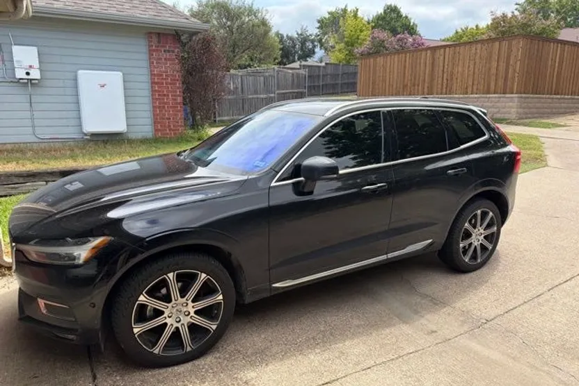 2021 Volvo XC60 T5 Inscription photo 1