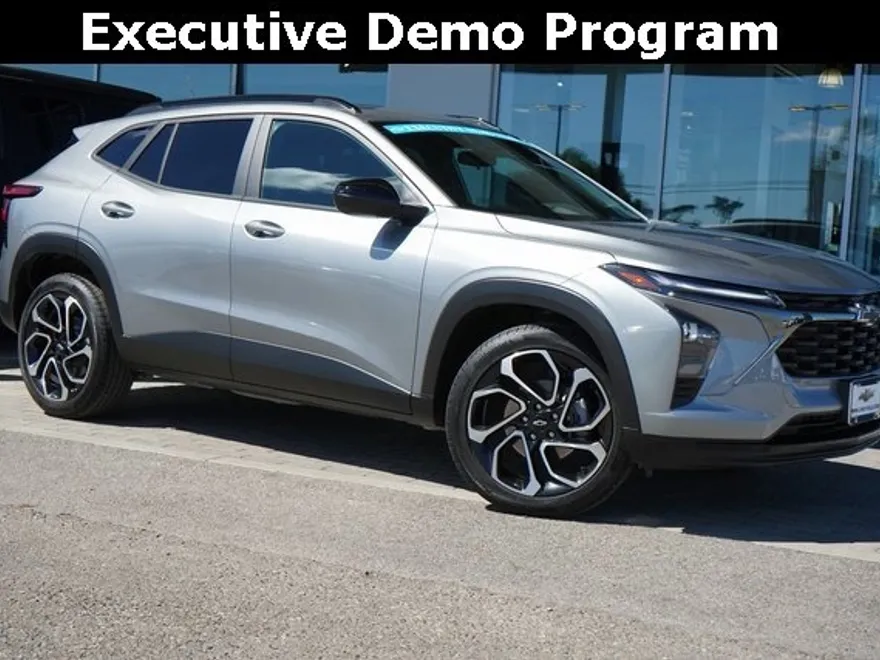 2025 Chevrolet Trax photo 1