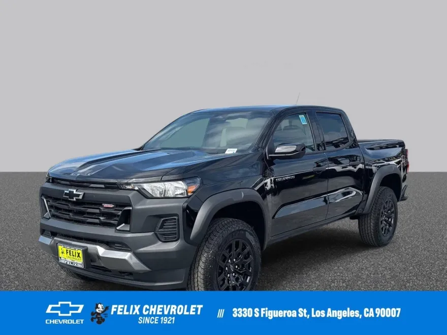 2026 Chevrolet Colorado Trail Boss photo 1