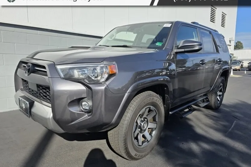 2023 Toyota 4Runner TRD Off-Road Premium photo 1