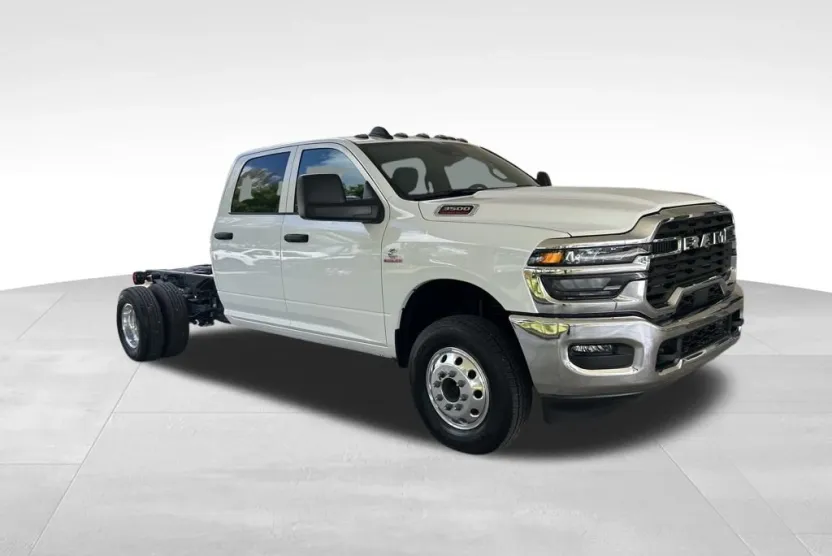 2025 Ram 3500 Tradesman photo 1