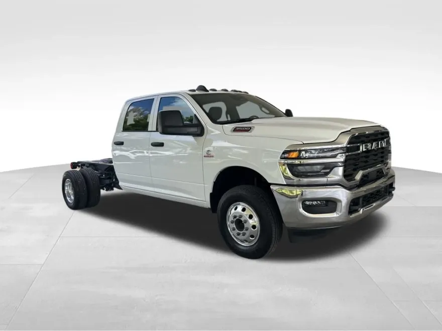 2025 Ram 3500 Tradesman photo 1
