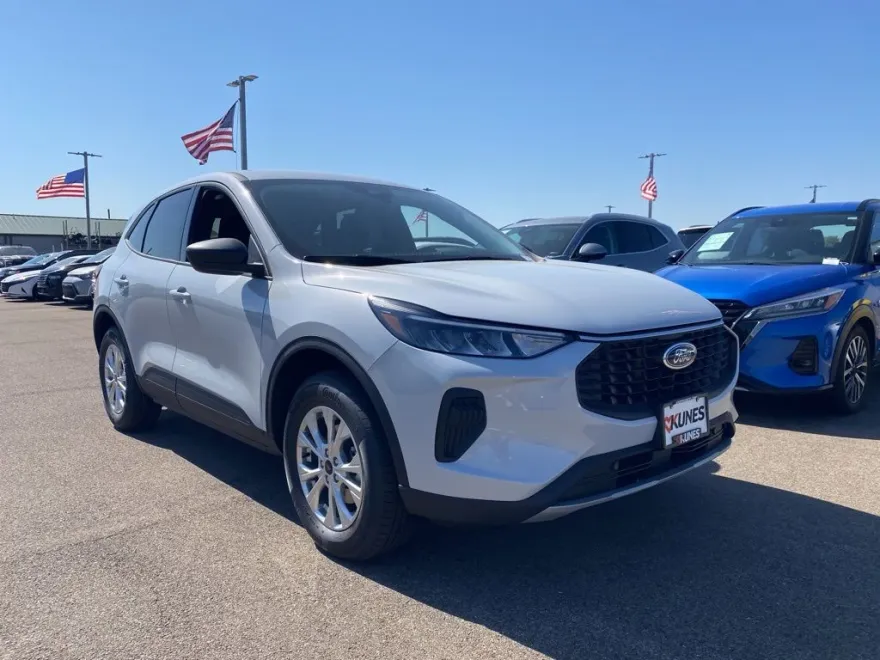 2026 Ford Escape Active photo 1