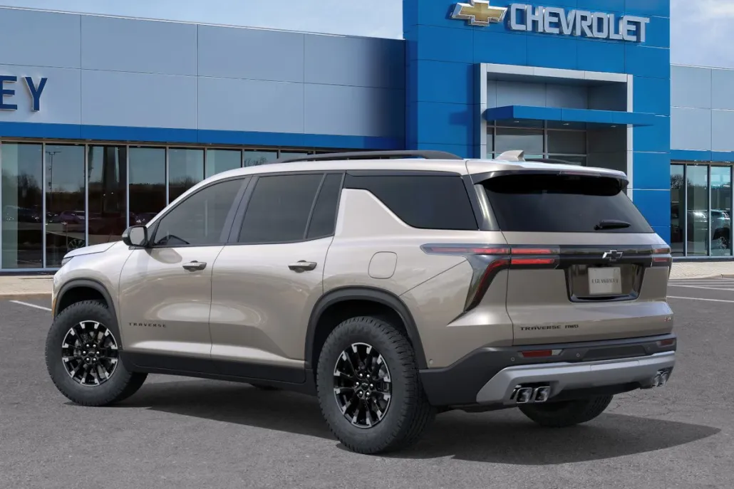 2026 Chevrolet Traverse Z71 photo 1