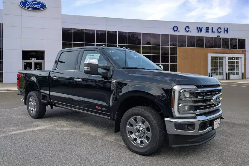 2025 Ford F-350 King Ranch photo 1