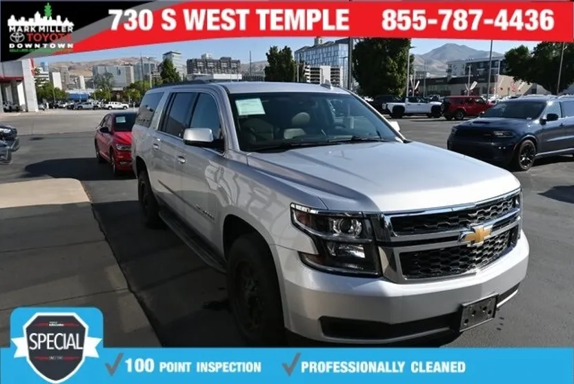 2019 Chevrolet Suburban LT photo 1
