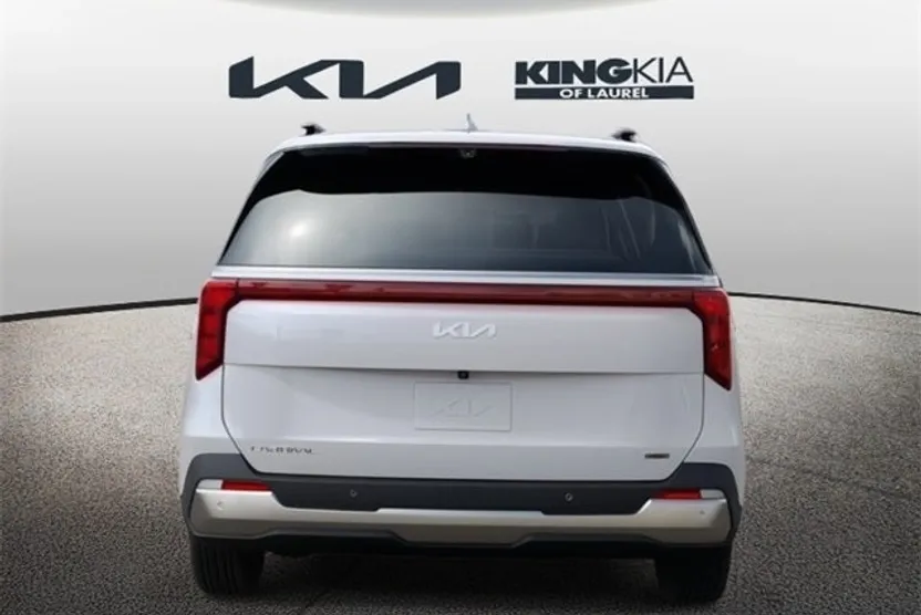 2026 Kia Carnival SX photo 1