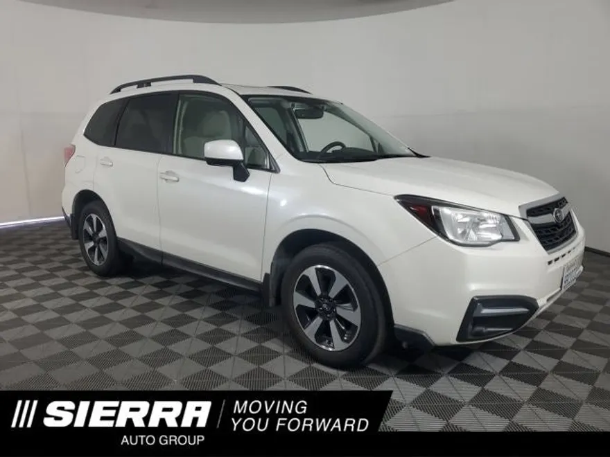 2018 Subaru Forester Premium photo 1