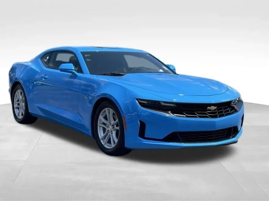 2022 Chevrolet Camaro 1LS photo 1