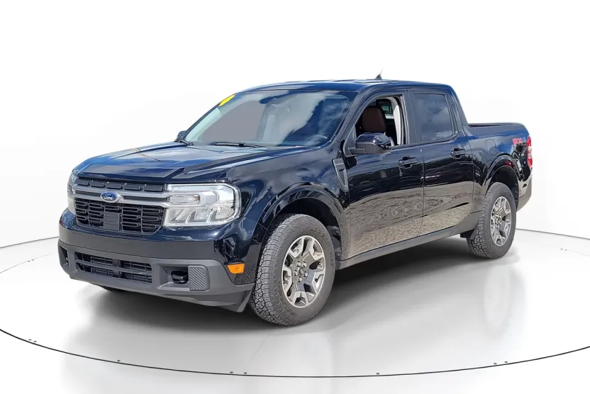 2024 Ford Maverick Lariat photo 1