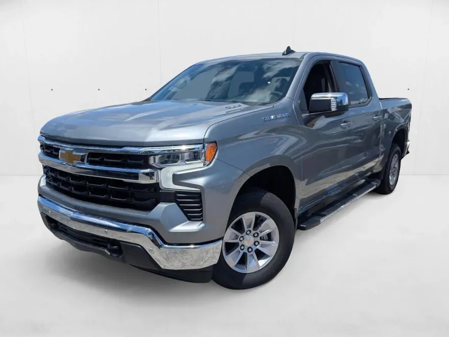 2025 Chevrolet Silverado 1500 LT photo 1