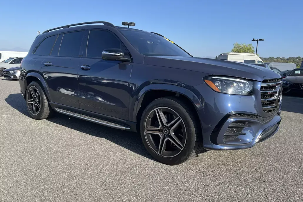 2024 Mercedes Benz GLS 450 photo 1