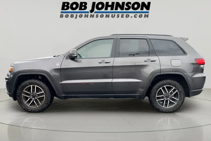 2021 Jeep Grand Cherokee Trailhawk photo 1