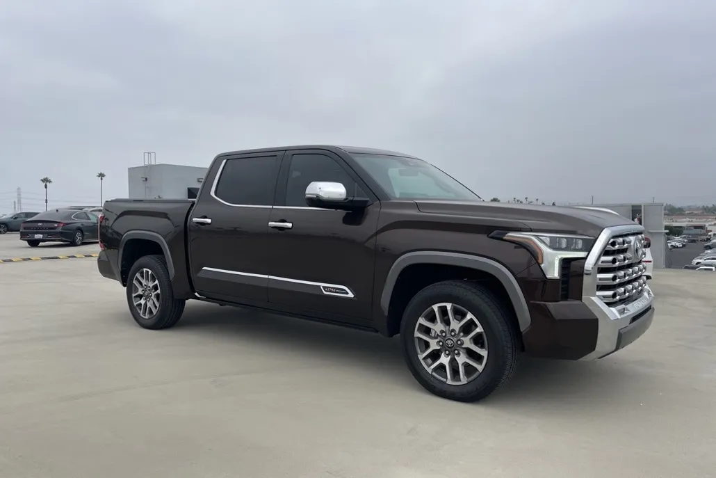 2025 Toyota Tundra 1794 Edition photo 1