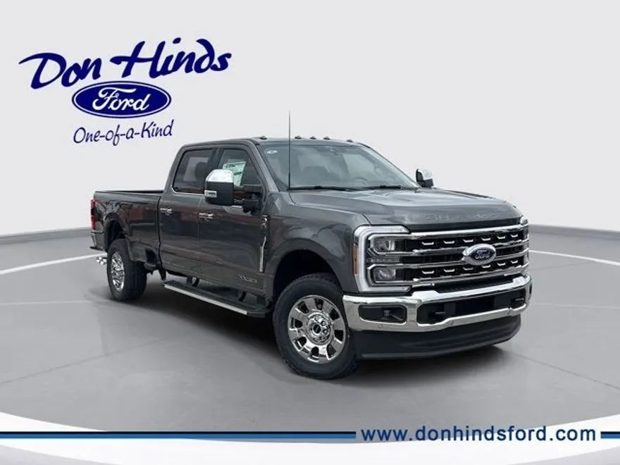 2026 Ford F-350 Lariat photo 1