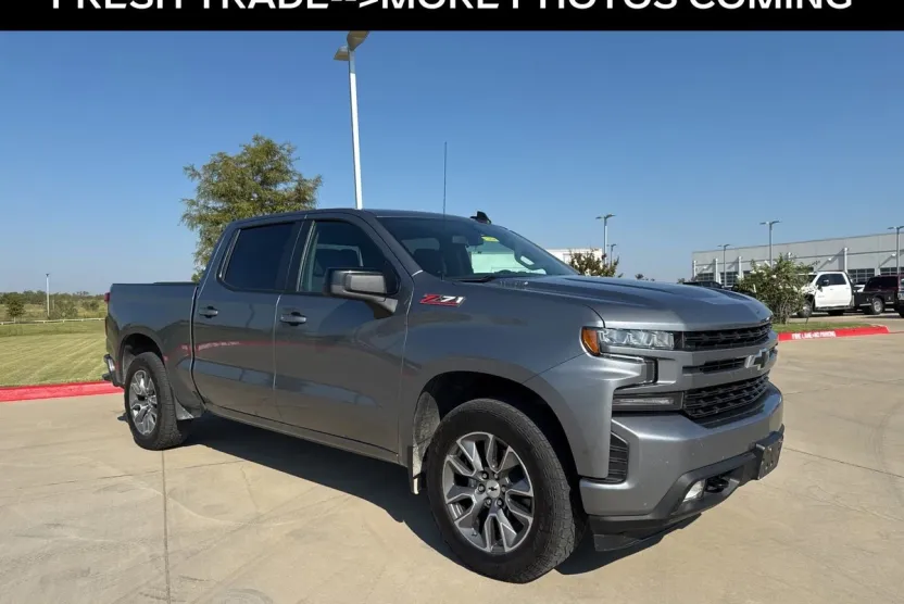 2021 Chevrolet Silverado 1500 RST photo 1