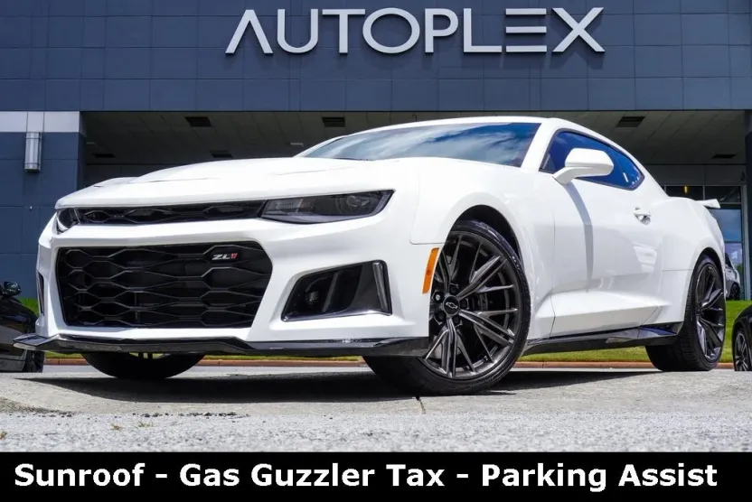 2023 Chevrolet Camaro ZL1 photo 1