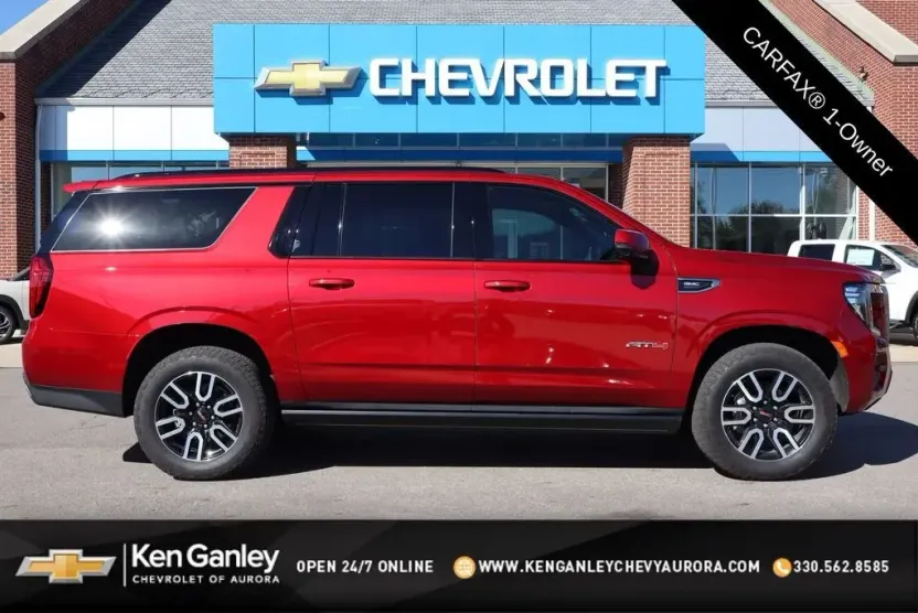 2023 Gmc Yukon XL AT4 photo 1