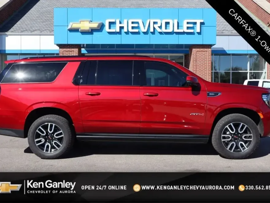 2023 Gmc Yukon XL AT4 photo 1