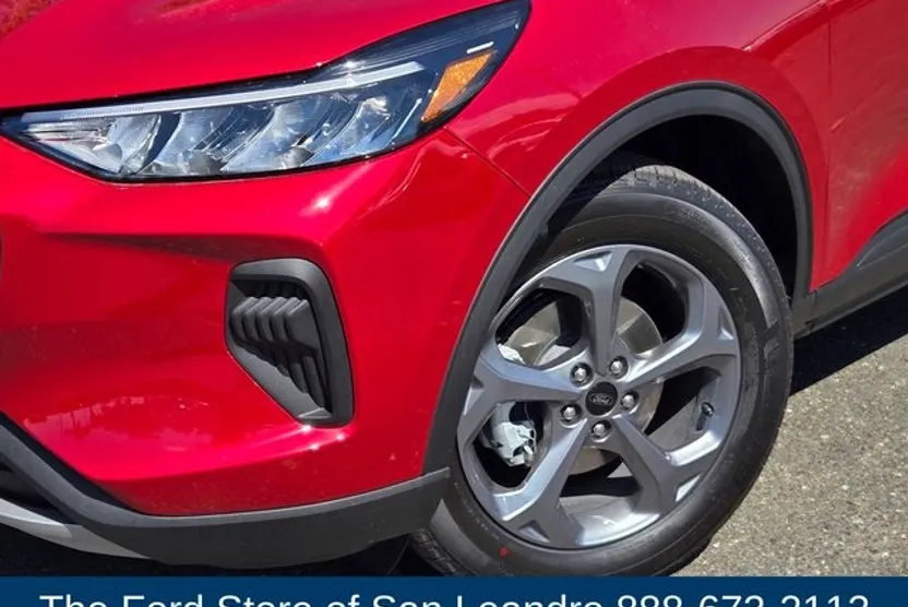 2025 Ford Escape Hybrid ST-Line photo 1