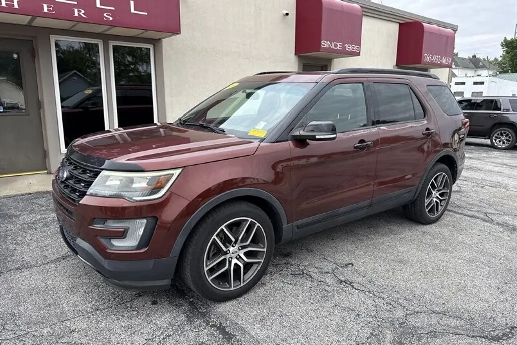 2016 Ford Explorer Sport photo 1