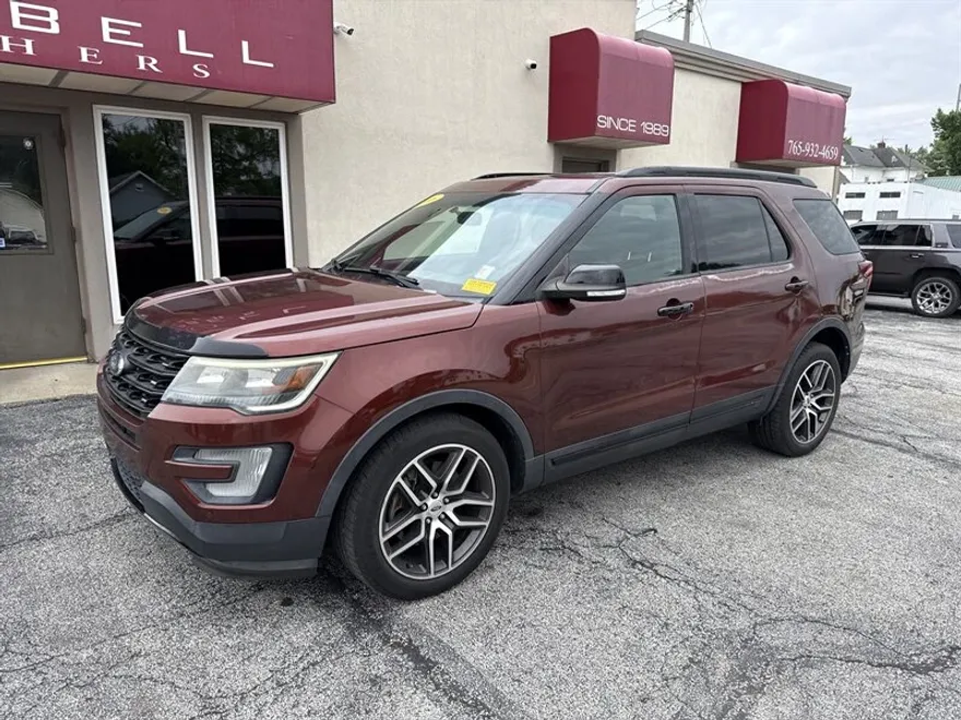 2016 Ford Explorer Sport photo 1