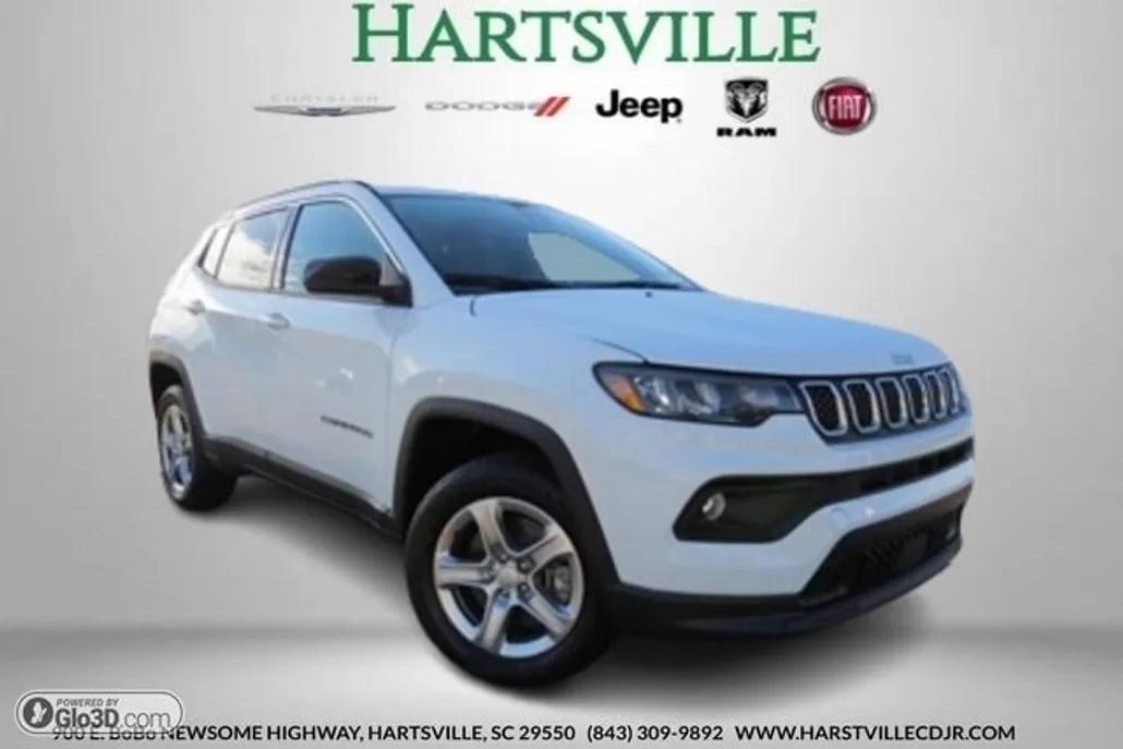 2024 Jeep Compass Latitude photo 1