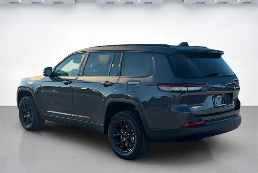 2025 Jeep Grand Cherokee Altitude X photo 1