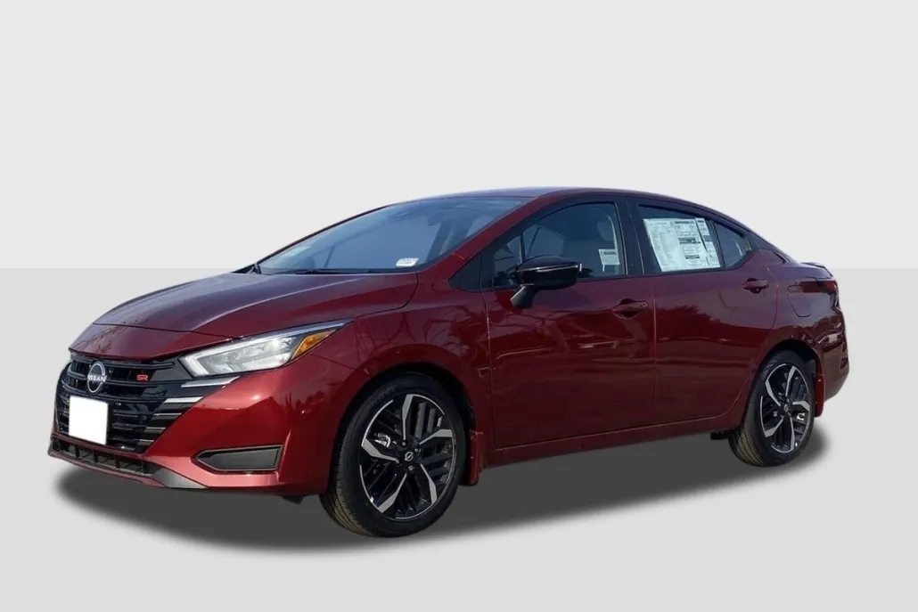 2025 Nissan Versa SR photo 1