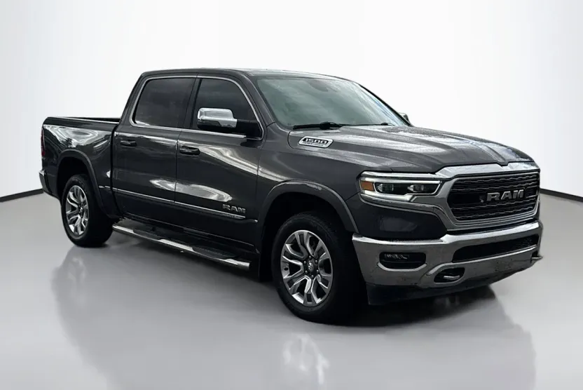 2024 Ram 1500 Limited photo 1
