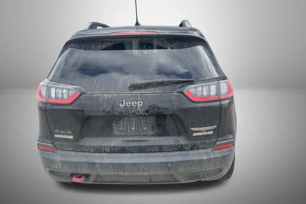 2020 Jeep Cherokee Trailhawk photo 1