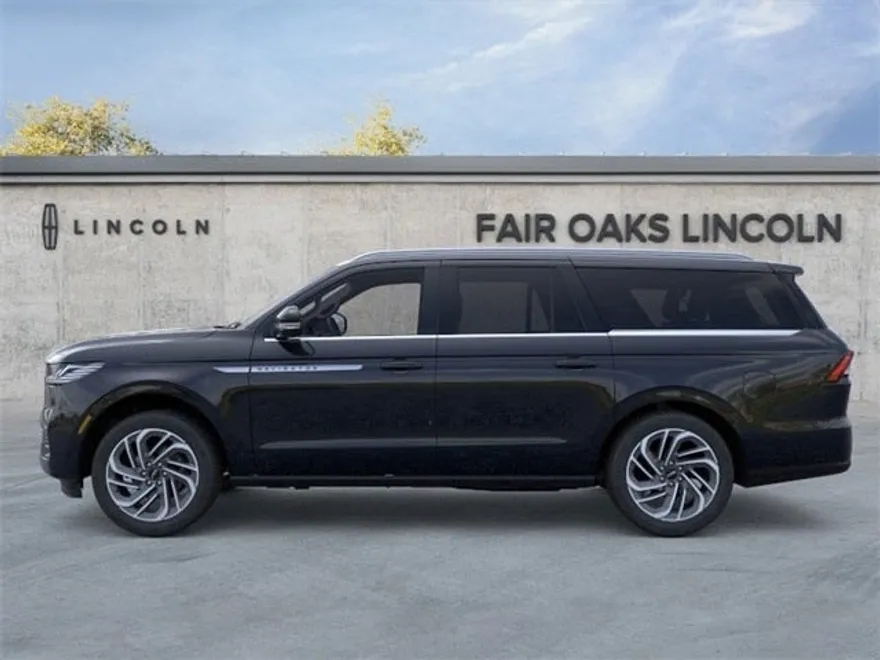 2025 Lincoln Navigator L Reserve photo 1