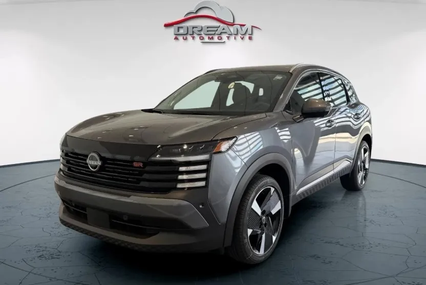 2025 Nissan Kicks SR photo 1