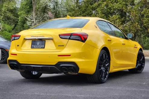 2023 Maserati Ghibli Trofeo photo 2