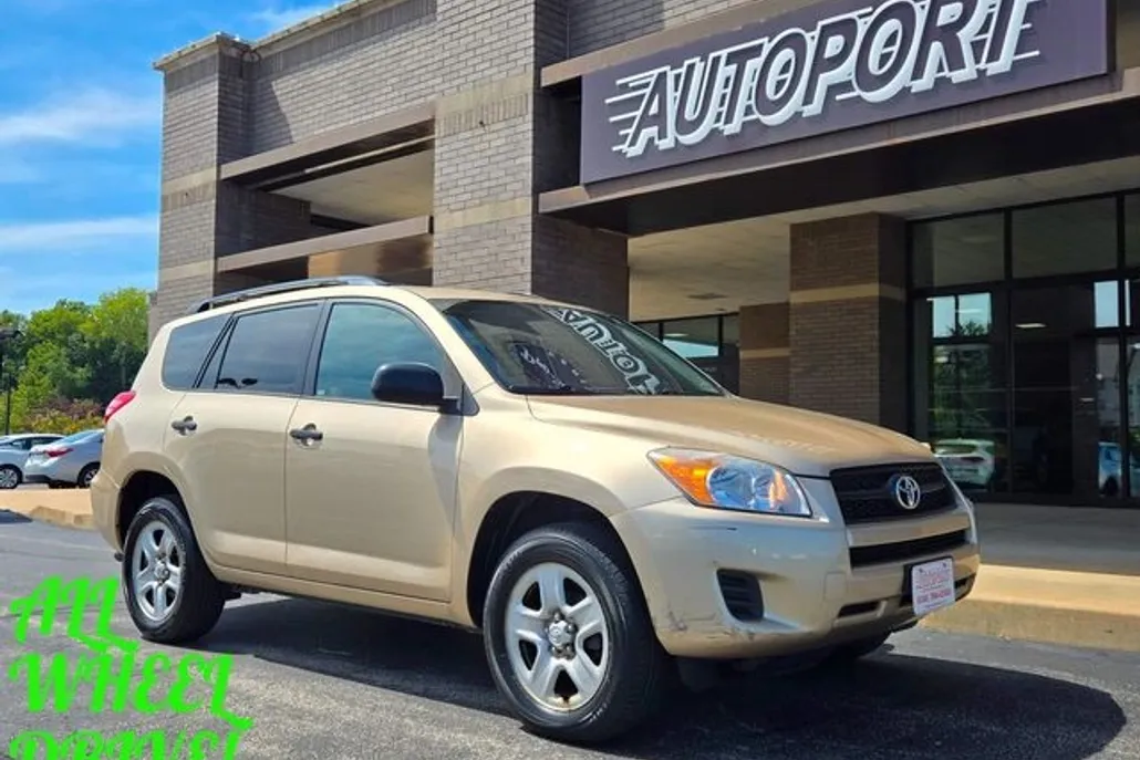 2012 Toyota RAV4 photo 1