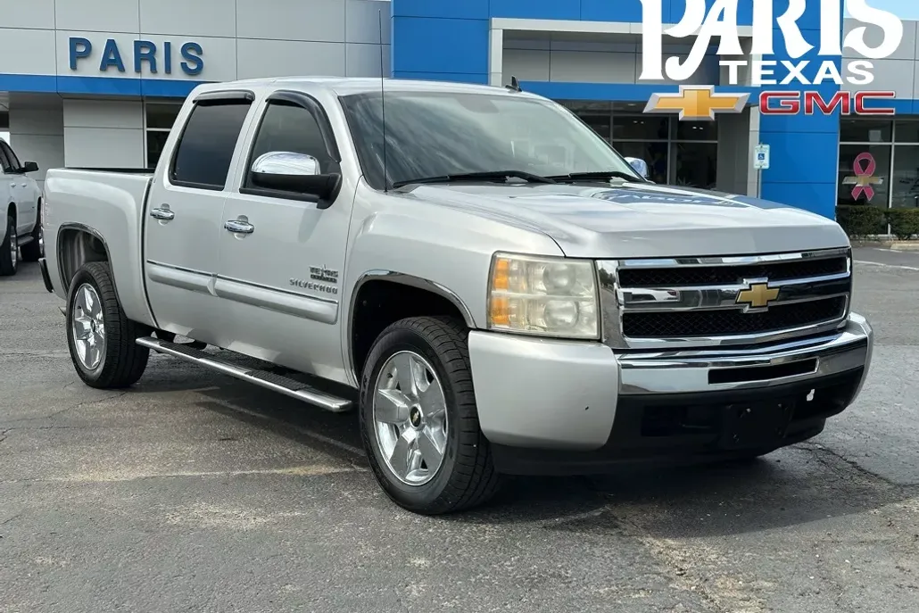 2010 Chevrolet Silverado 1500 LT photo 1