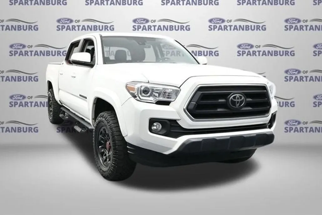 2022 Toyota Tacoma SR5 V6 photo 1
