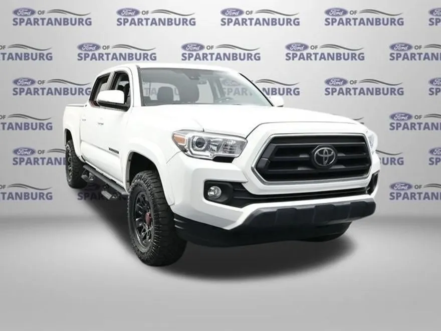 2022 Toyota Tacoma SR5 V6 photo 1