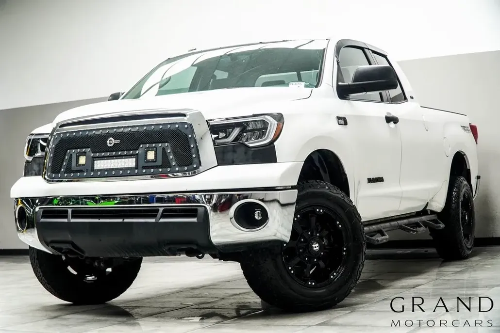 2013 Toyota Tundra Grade Off-Road photo 1