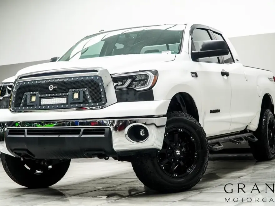 2013 Toyota Tundra Grade Off-Road photo 1