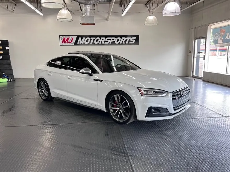 2018 Audi S5 Prestige photo 1