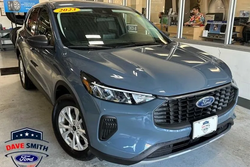 2023 Ford Escape Active photo 1