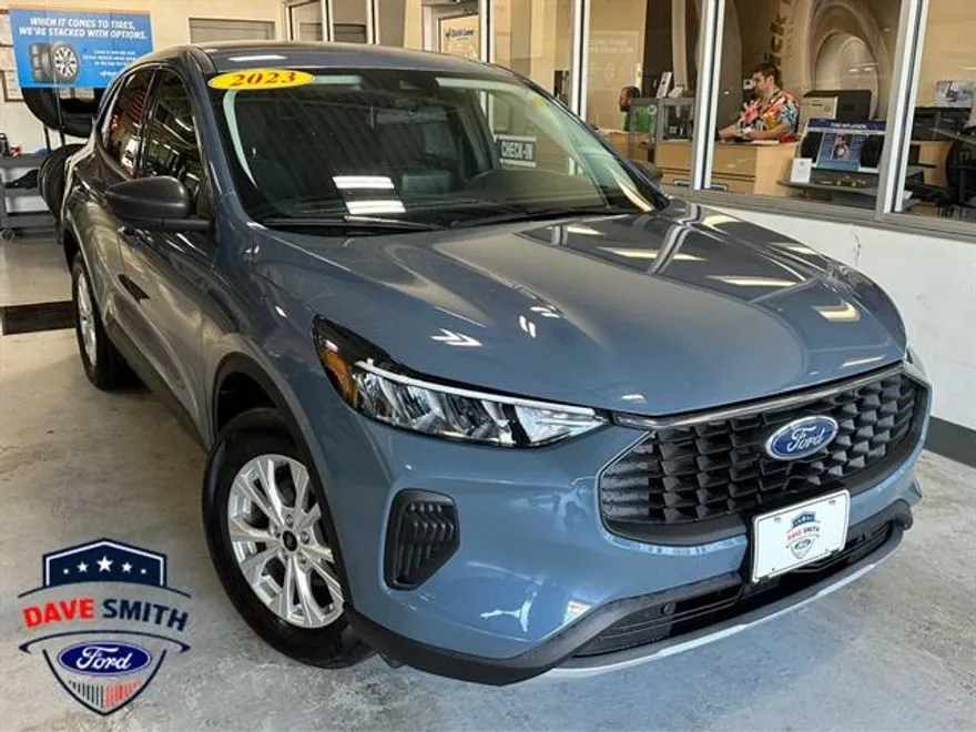 2023 Ford Escape Active photo 1