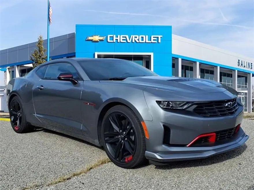 2022 Chevrolet Camaro LT1 photo 1