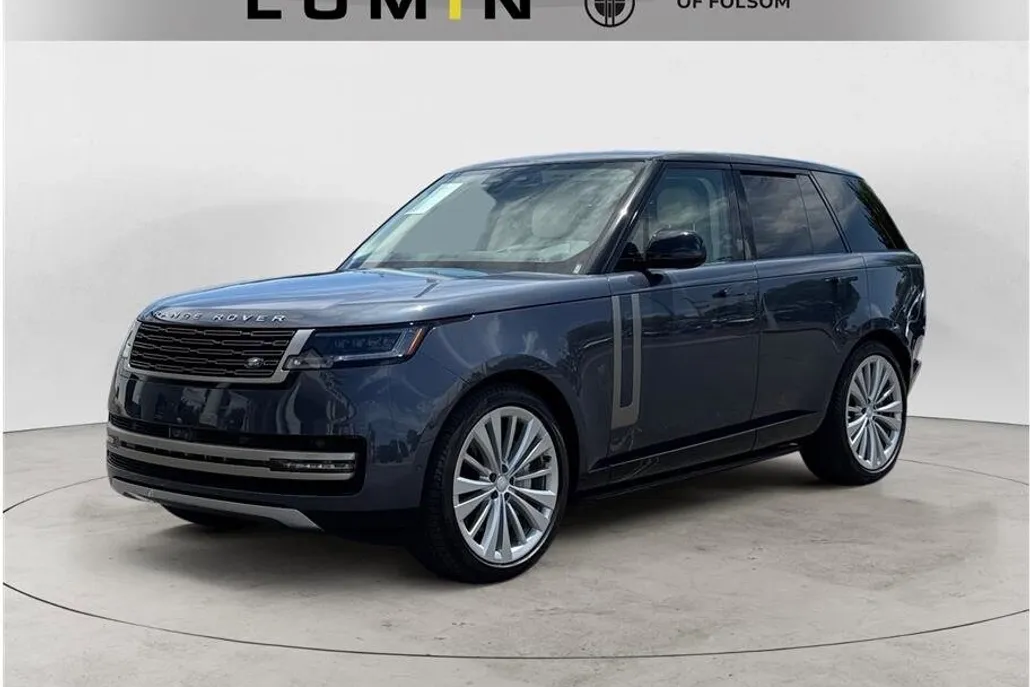 2024 Land Rover Range Rover SE photo 1