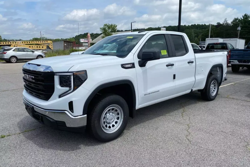 2025 Gmc Sierra 1500 Pro photo 1