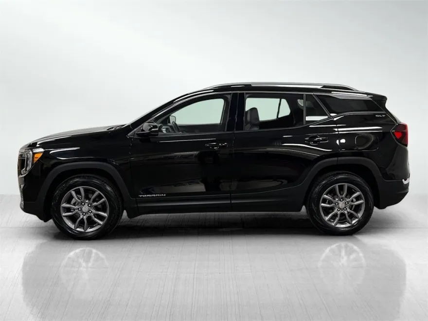 2024 Gmc Terrain SLT photo 1