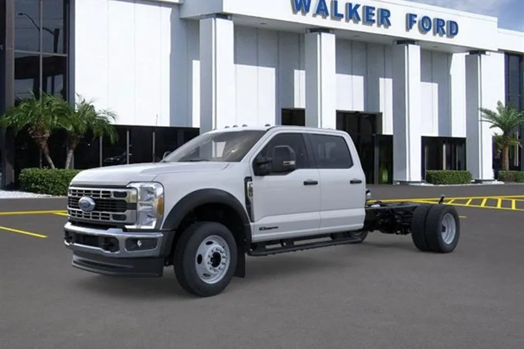 2026 Ford F-550 XL photo 1