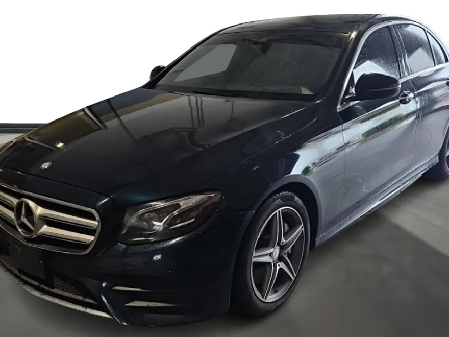 2017 Mercedes Benz E 300 4MATIC photo 1